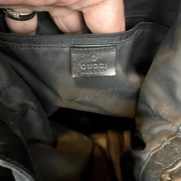 🔥 GUCCI Crossbody 🔥Bamboo 🔥Nylon 2 way cross body bag. 🔥 - Picture 8 of 11